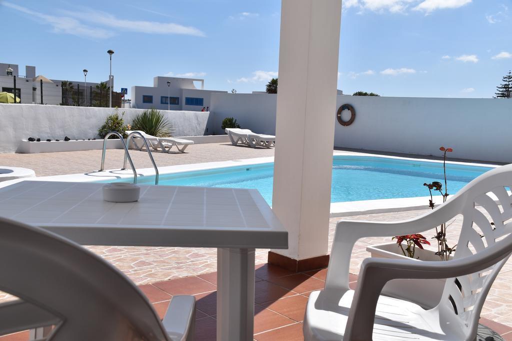 Tías Alhambra Apartamentos מראה חיצוני תמונה